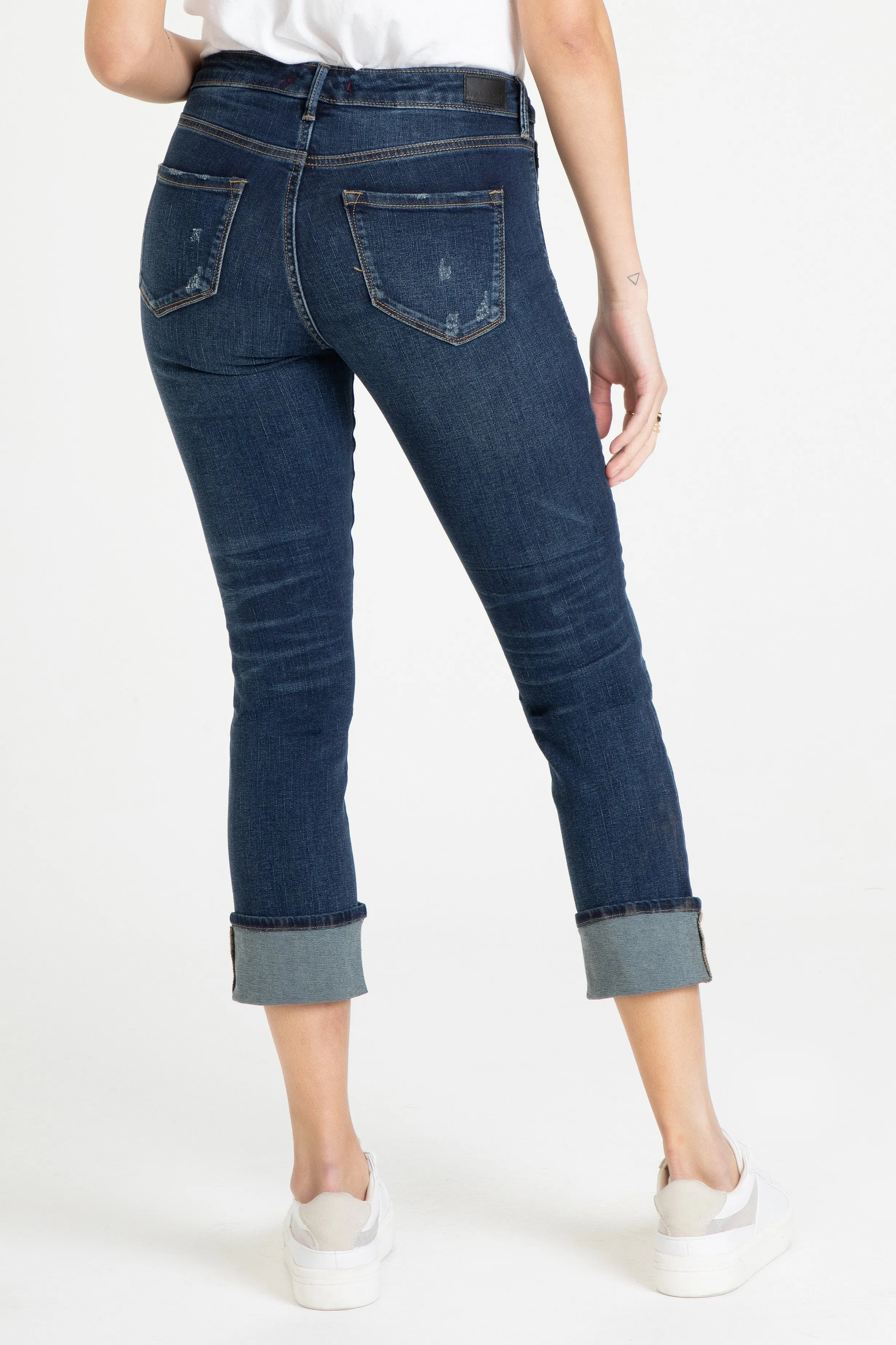 9 1/2" BLAIRE HIGH RISE CUFFED SLIM STRAIGHT JEANS IN DENVER