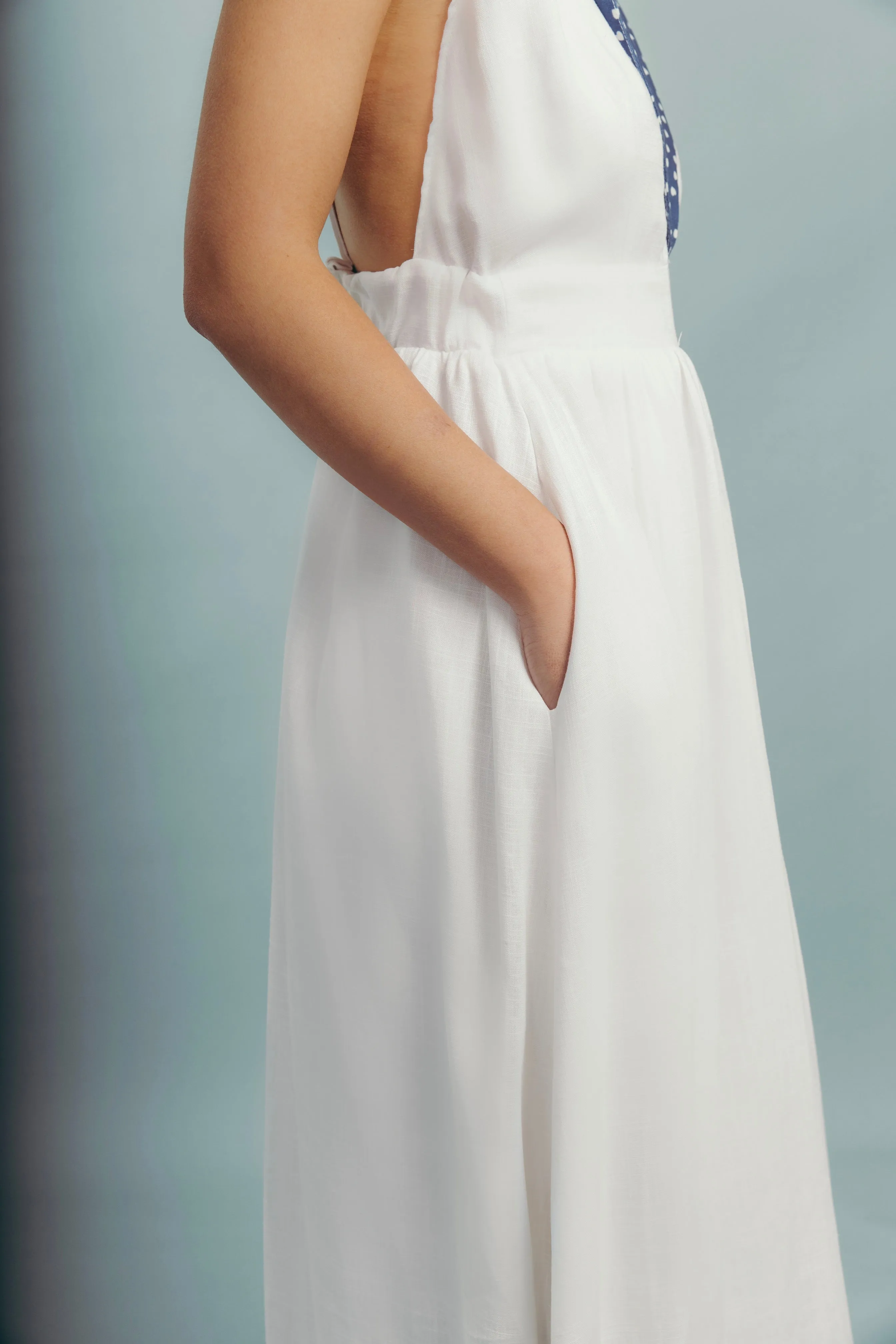 “Anemone” dress in white