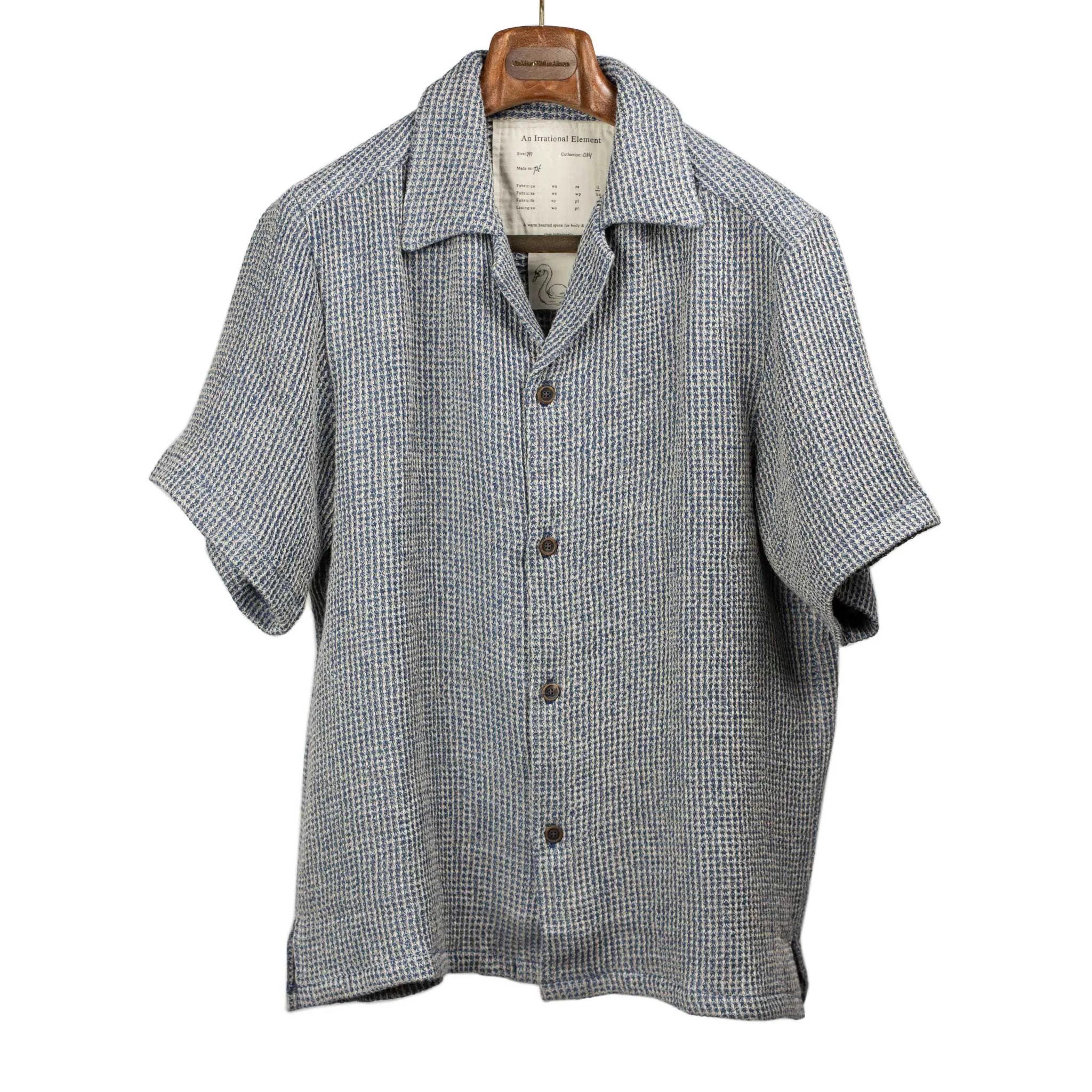 Artist shirt in blue and natural heavyweight waffle linen