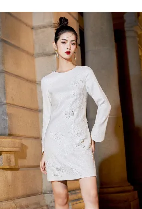 Embroidered Chinese-style long sleeve dress- Chile