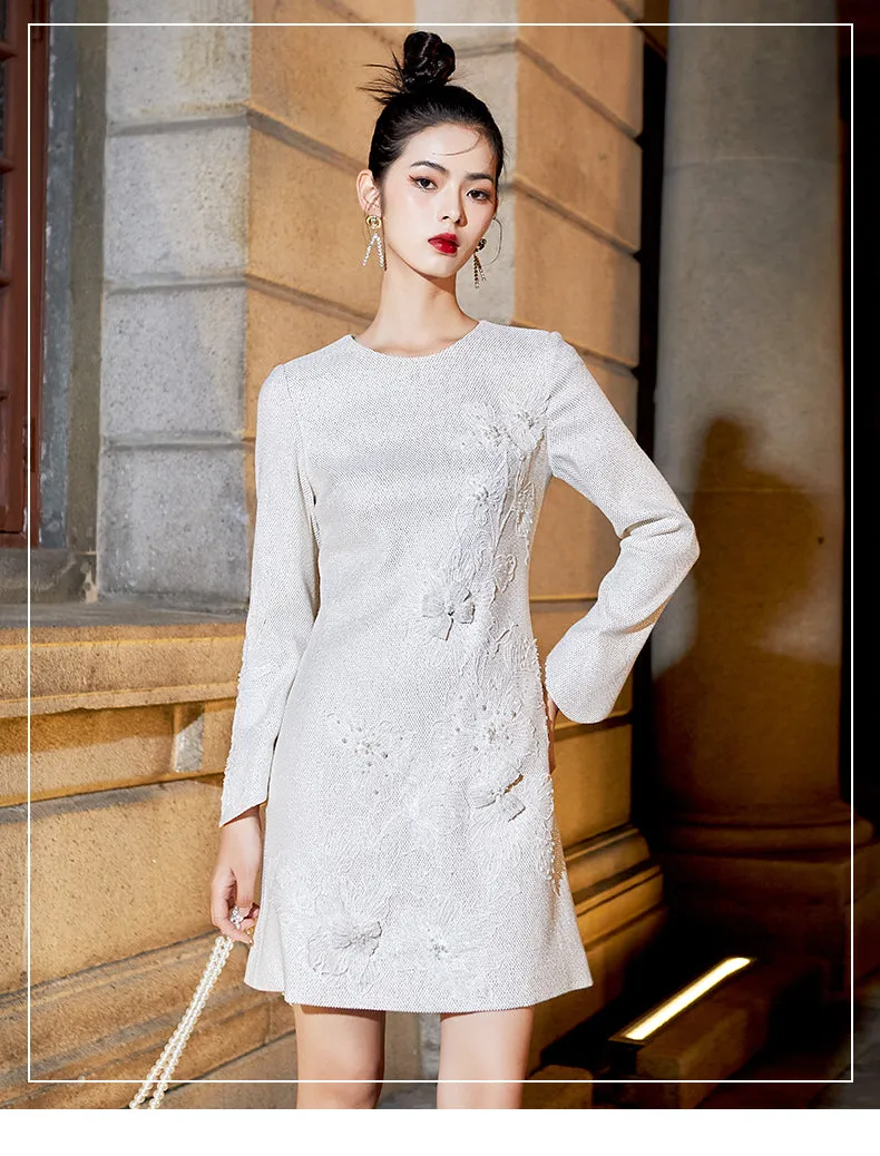 Embroidered Chinese-style long sleeve dress- Chile