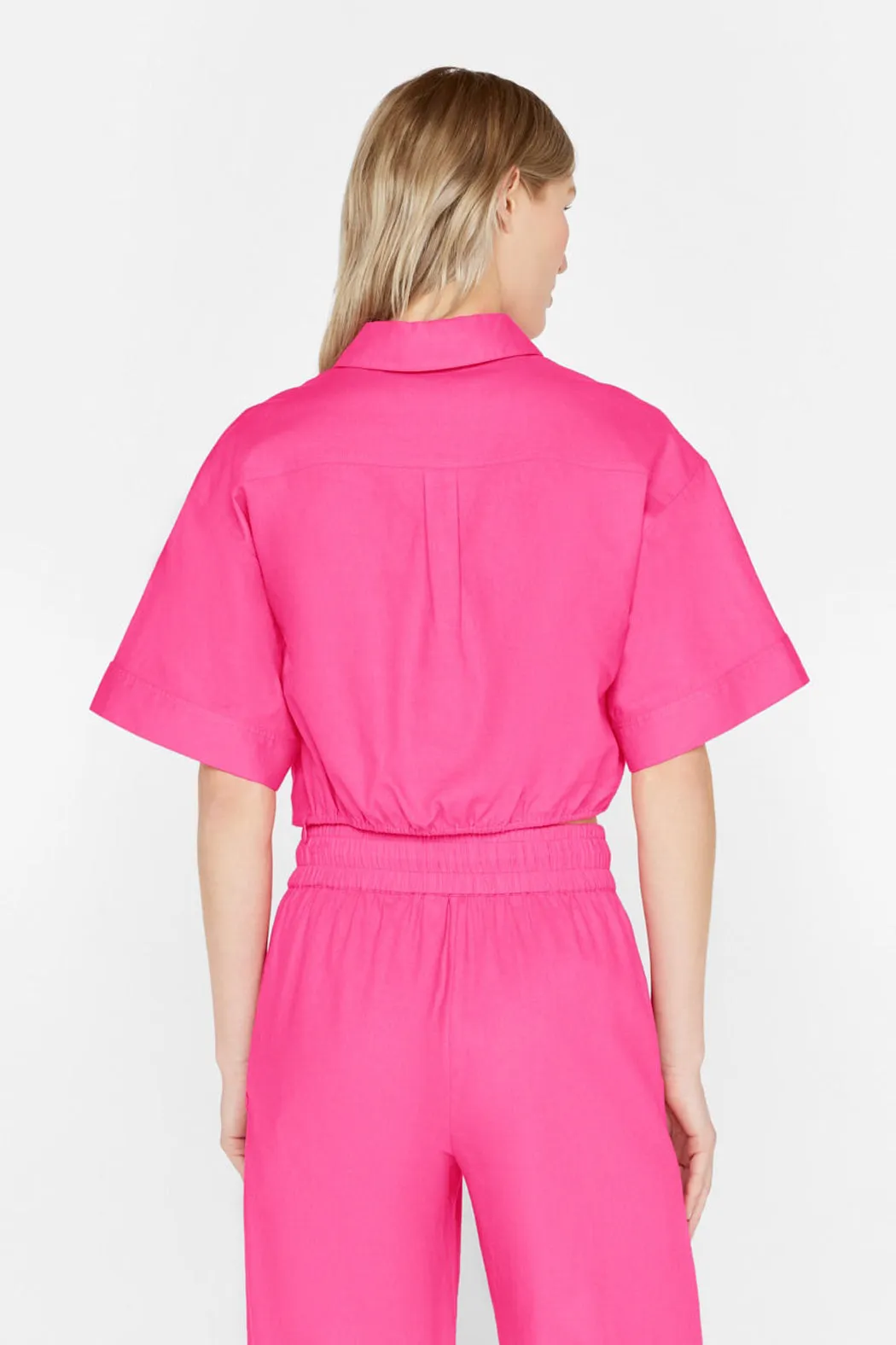 Frame - Cropped Twist Front Shirt in Flamingo