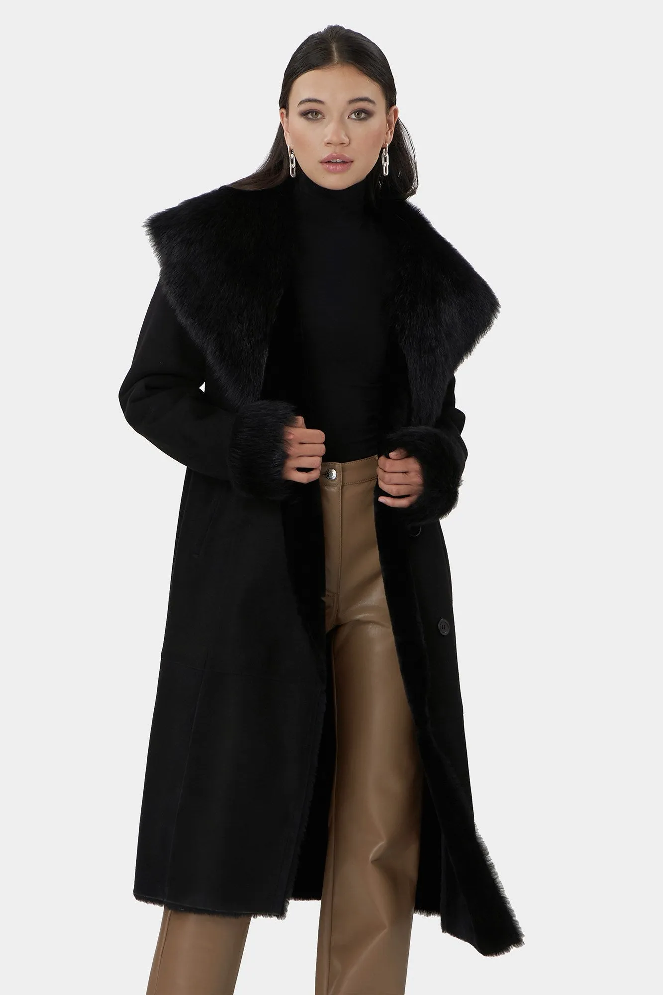 Select Shearling Lamb Short Coat with Toscana Collar and Cuff