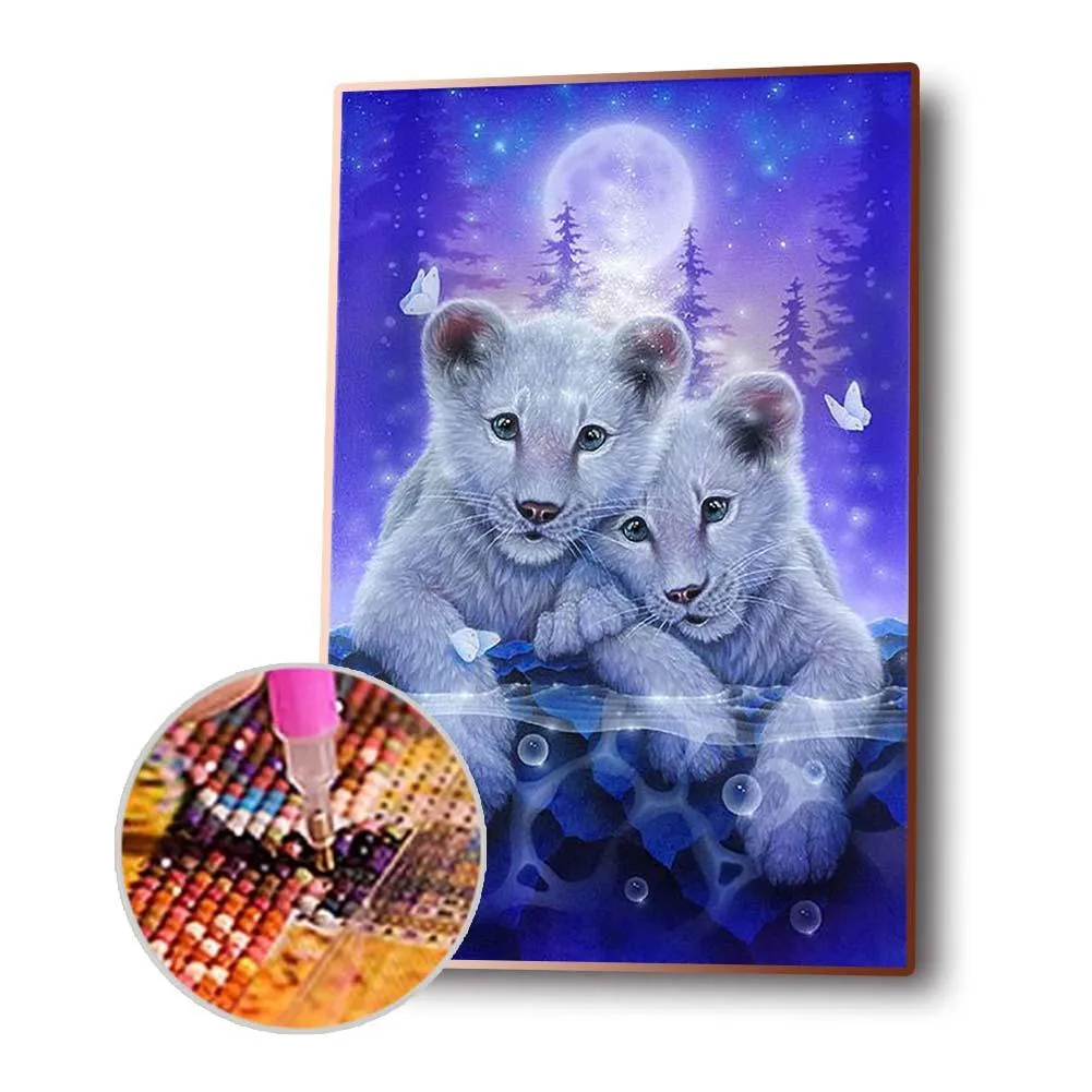 White Fur Little Lions - Full Round Diamond - 30x40cm